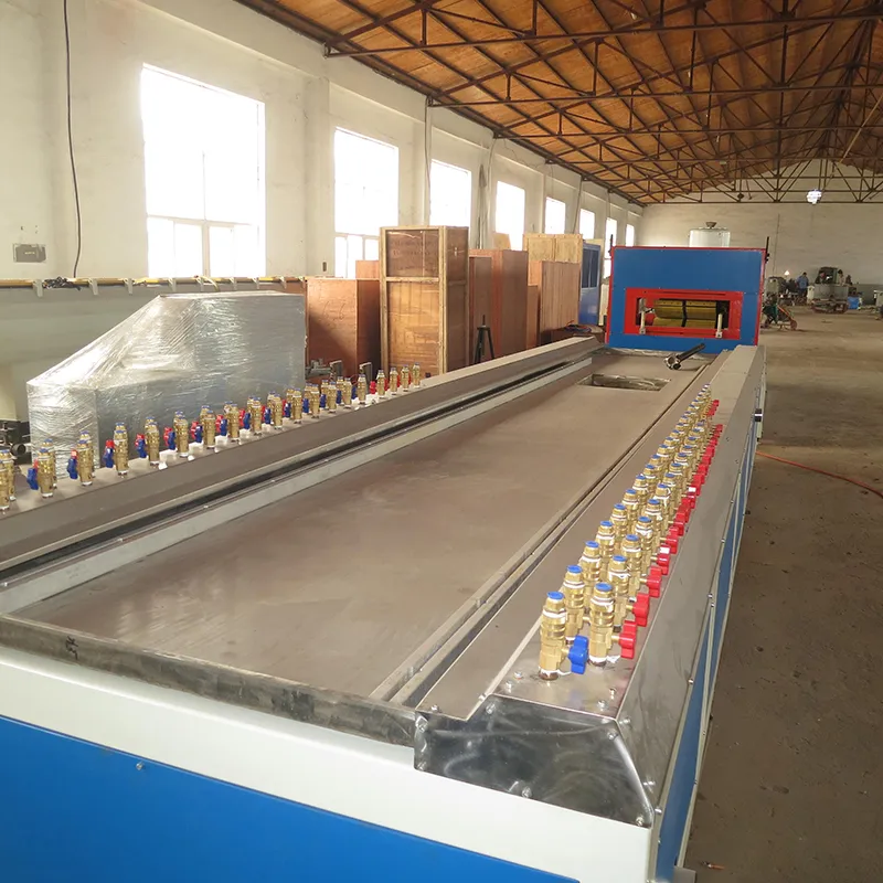 Линия для производства подоконников, вспененных дверей, панелей из ПВХ (3)