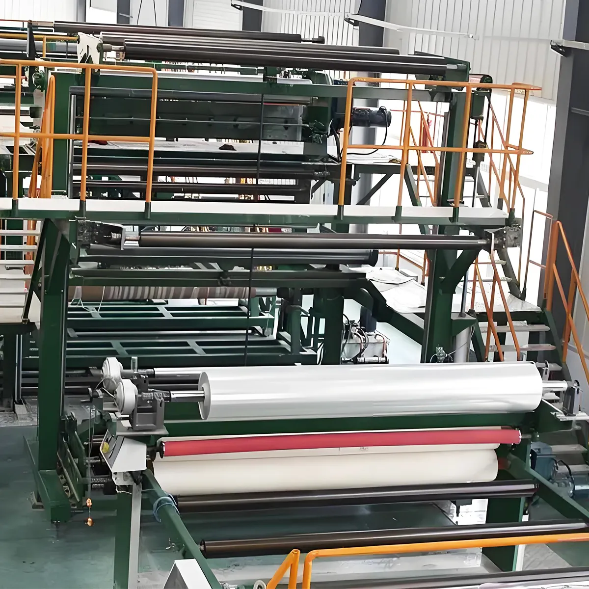 Линия экструзии геомембран из ПНД.10