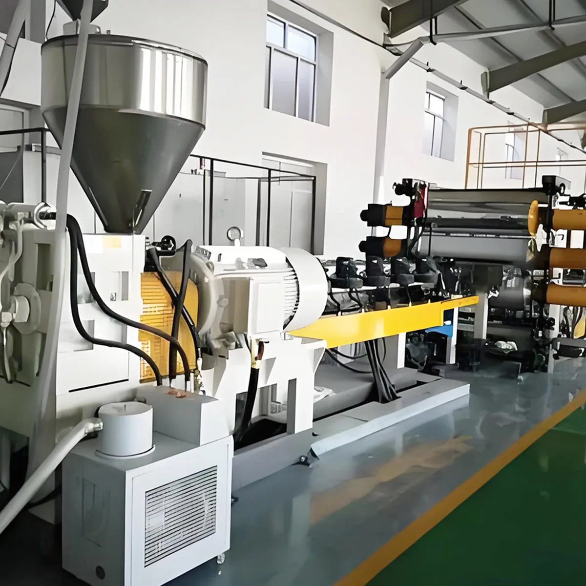 Линия экструзии геосот из ПНД.7