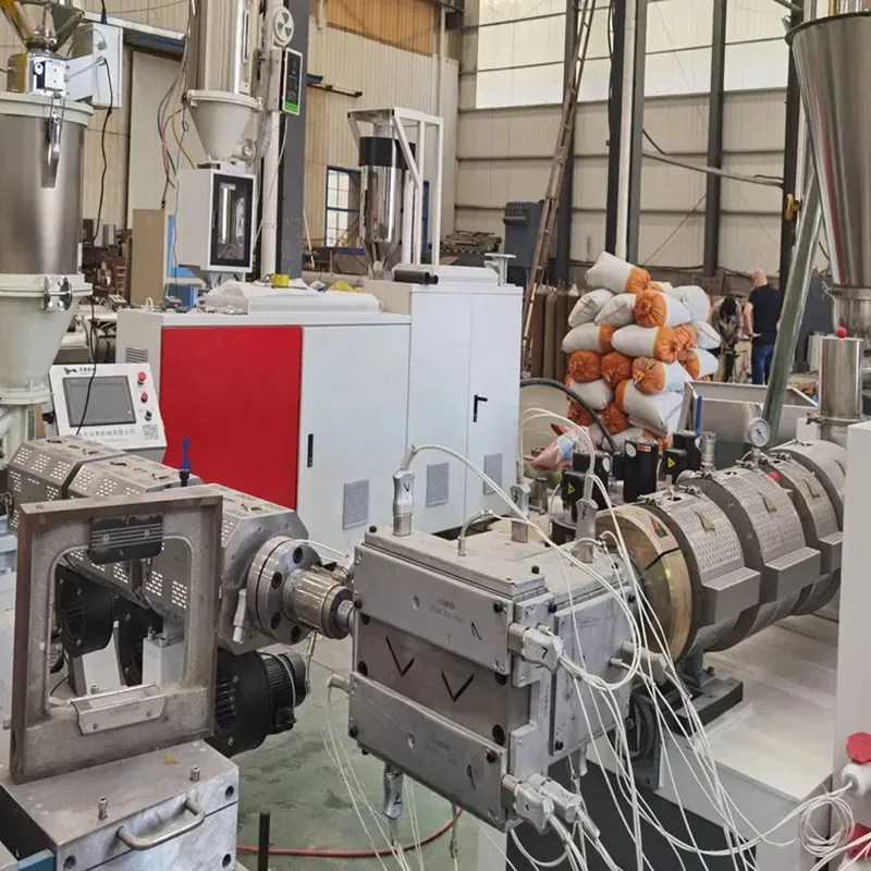 Линия экструзии профилей из ПЭ, ПВХ и ДПК.3